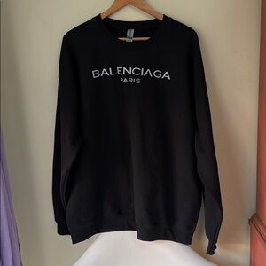 Sweatshirt with BALENCIAGA Paris on front